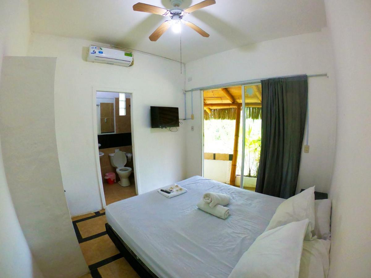 Kiwi Suites Hostel Montañita Exteriör bild